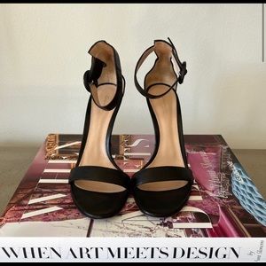 Gianvito Rossi Portifino 105 Heels